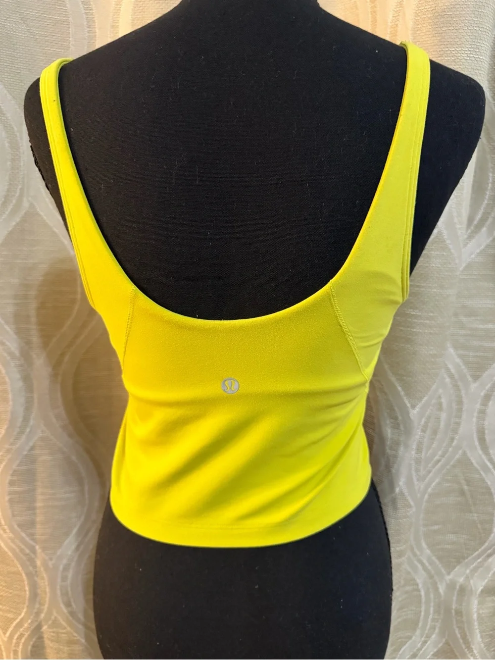 Lululemon Women’s Scoop Neck Tank Top - Yellow